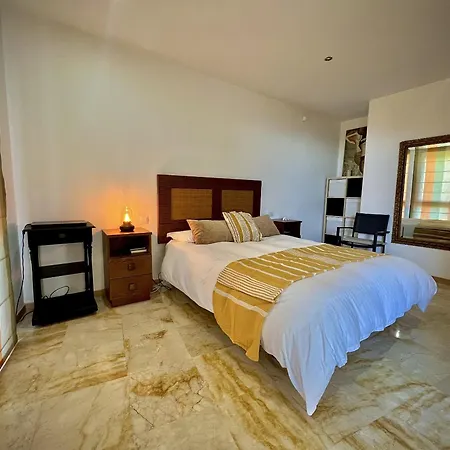 Los Monteros With Pool By Homing