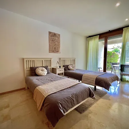 Apartment Los Monteros With Pool By Homing *