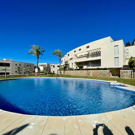 Los Monteros With Pool By Homing Marbella